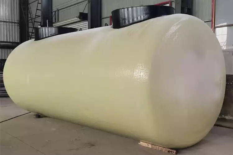 Композитная ёмкость под нефтехимию